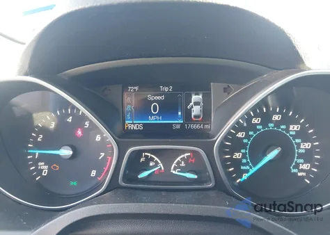 2014 Ford Escape Titanium z USA, uszkodzony, nr VIN 1FMCU9J91EUC56419